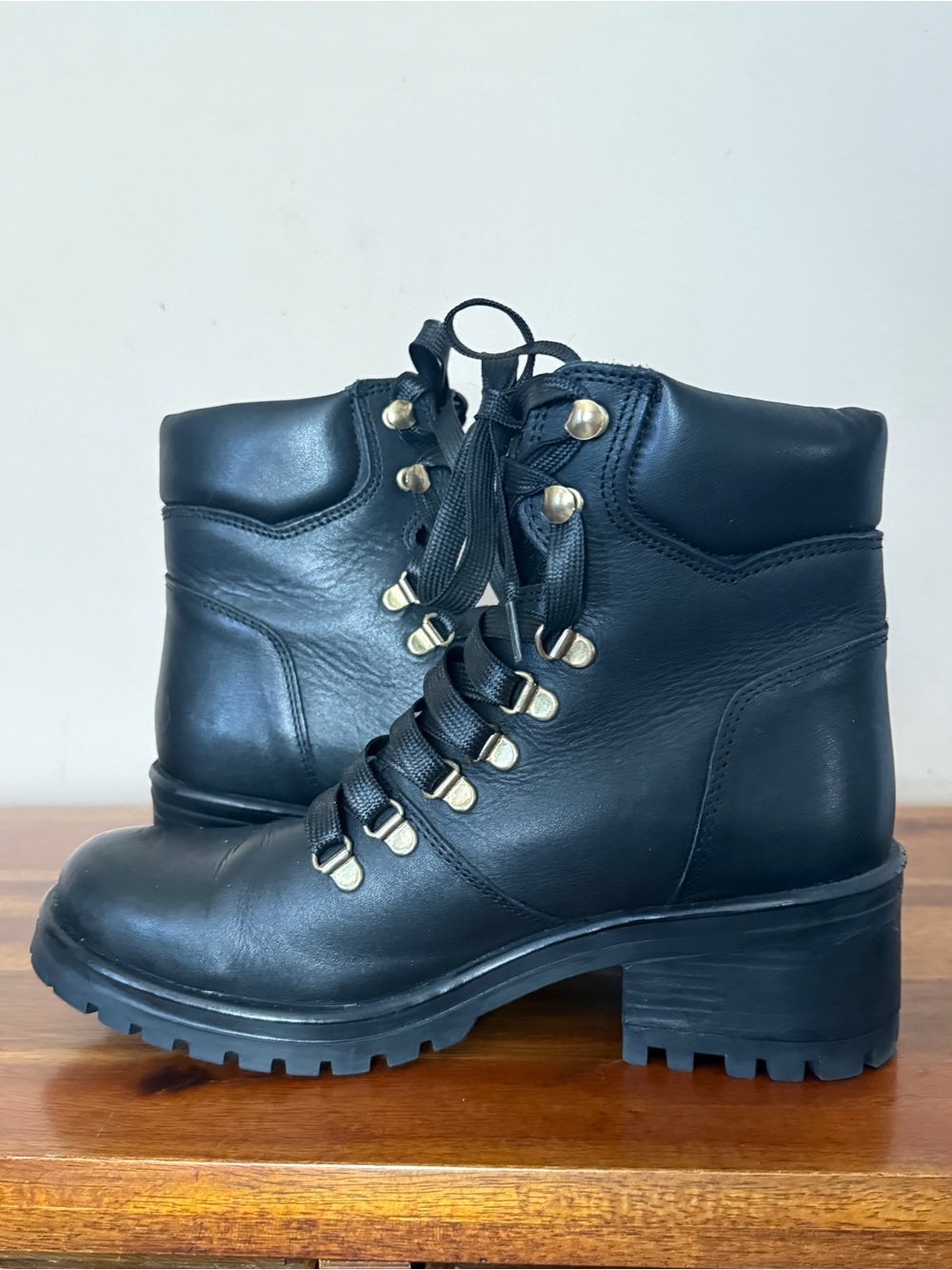 Steve Madden Galway Black Leather Combat Hiking Boots Size 8 Back to School - Picture 8 of 15